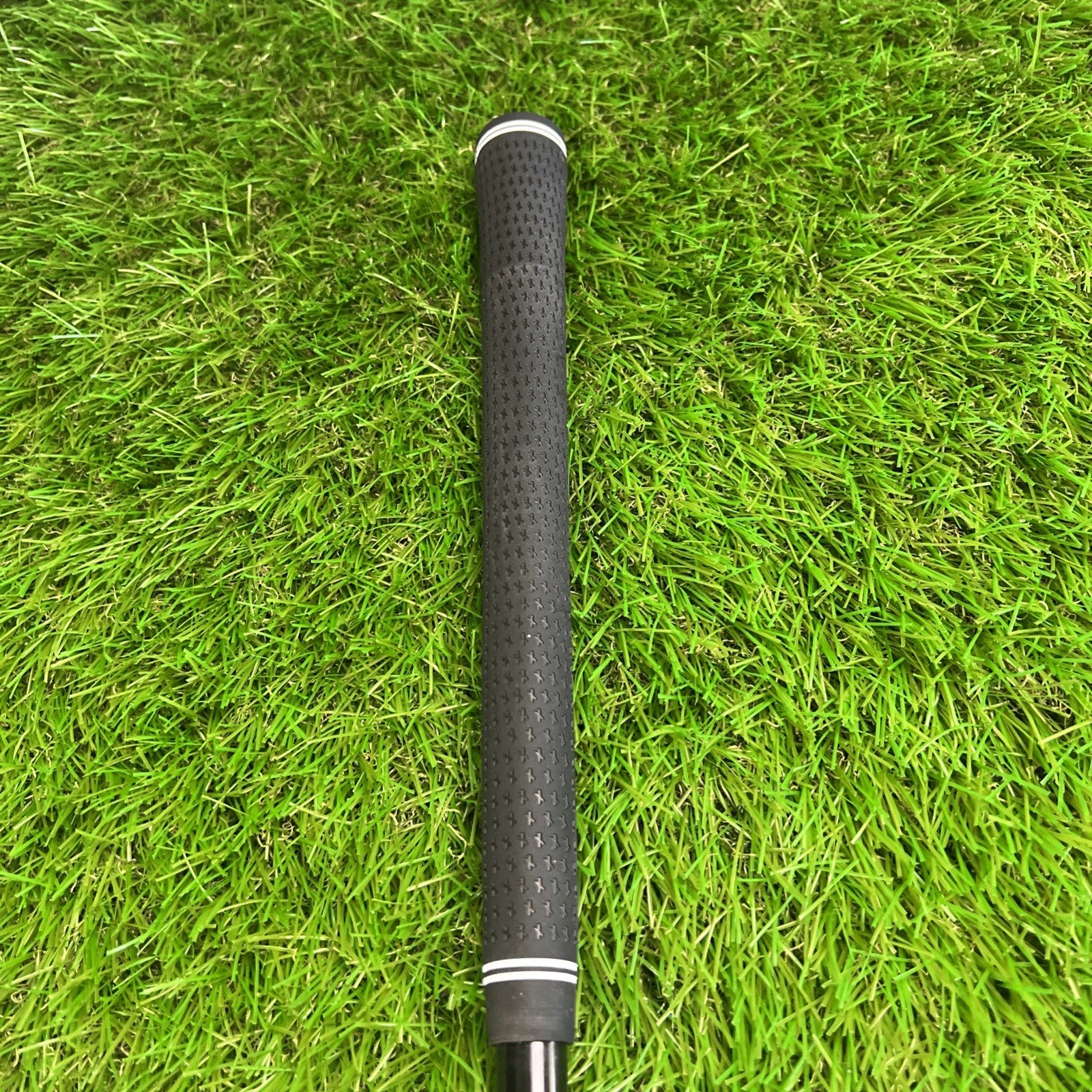 Titleist 975J 8.5° Driver RH Speeder757 Stiff Flex Shaft 45"