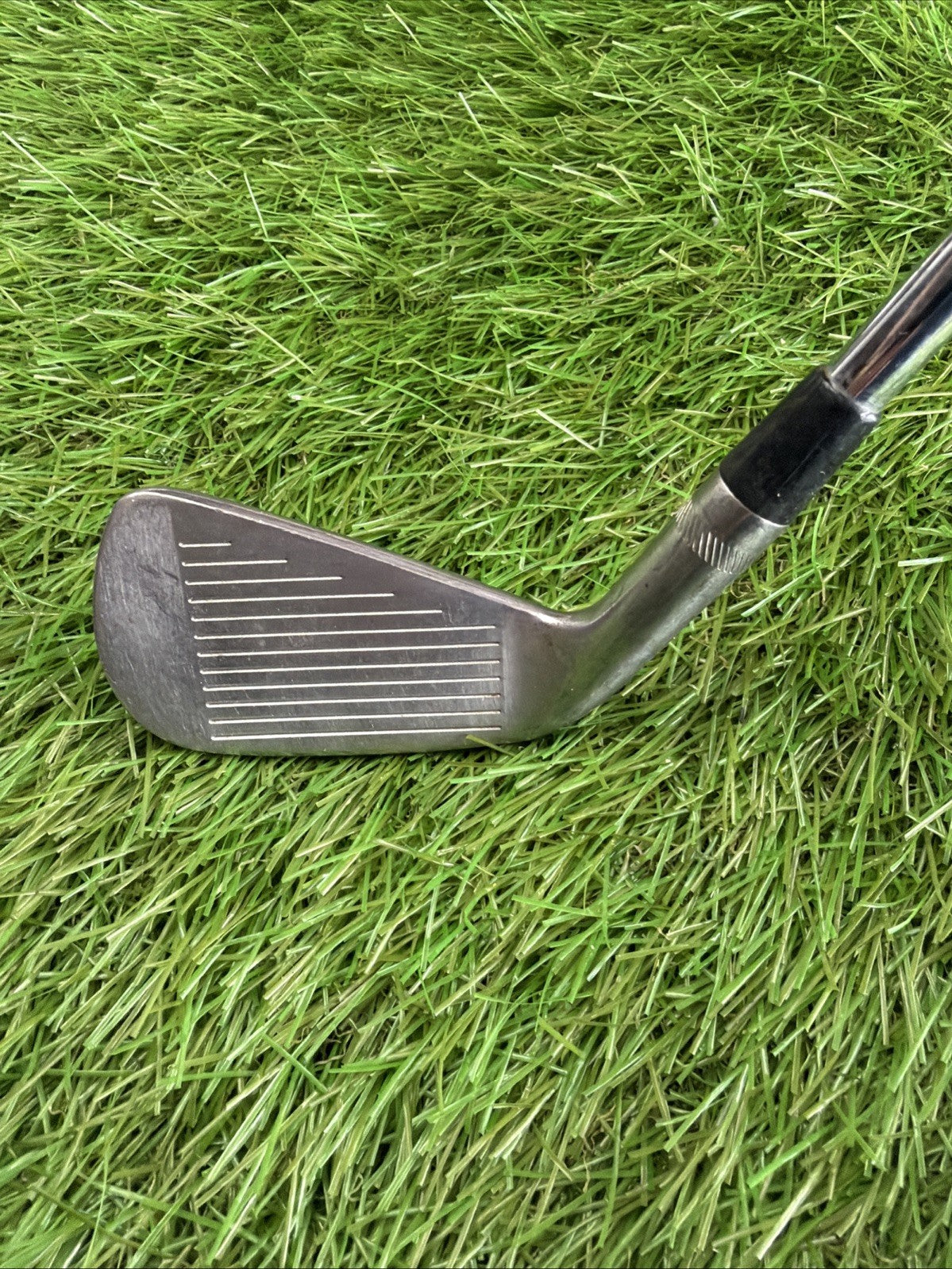 Titleist 990 DCI 3 Iron RH S300 Stiff Flex Shaft 39"