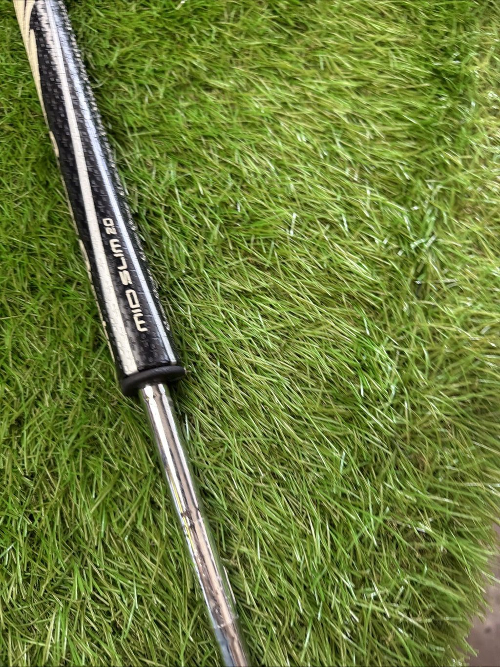 Odyssey White Ice 9 Putter RH Steel Shaft SuperStroke Mid Slim 2.0 Grip 35"