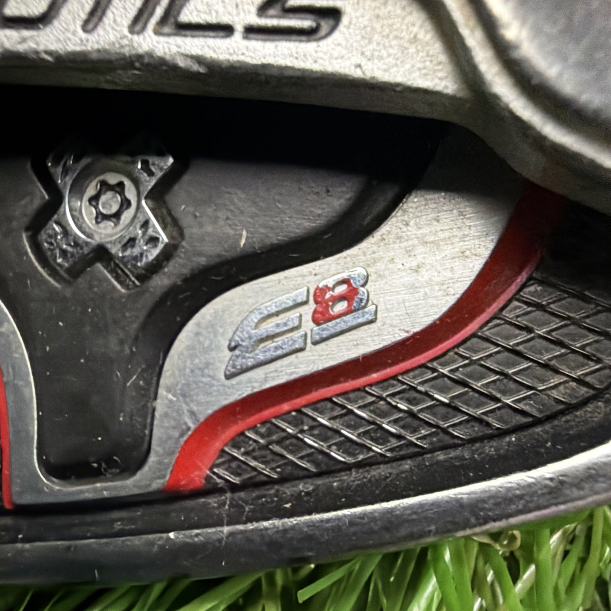 Exotics E8 8 Iron RH Project X 5.5 Firm Regular Flex Shaft 36"
