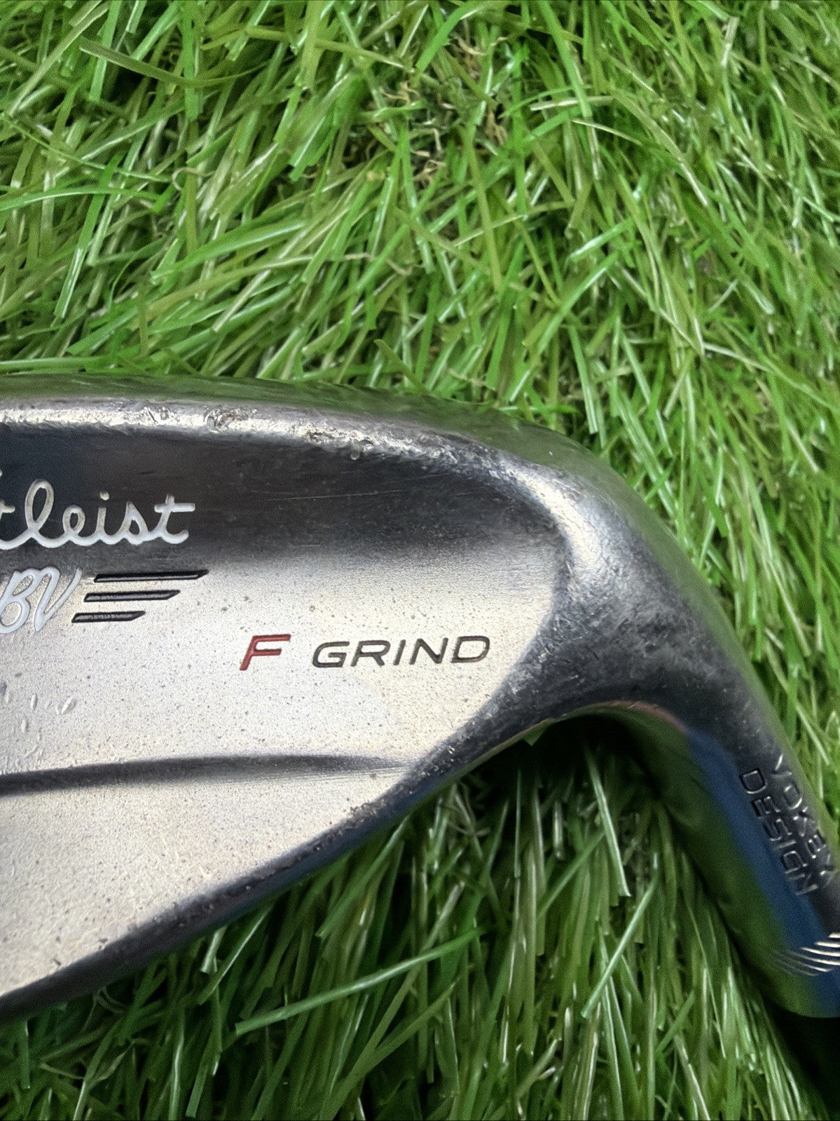 Titleist SM6 52° F Grind Wedge RH Steel Wedge Flex Shaft 35.5"