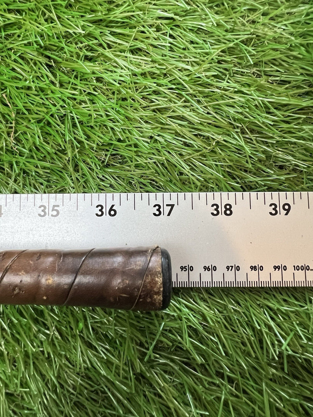 Walter Hagen 5 Iron Champion Compact Blade 205 RH Steel Shaft Leather Grip 37"
