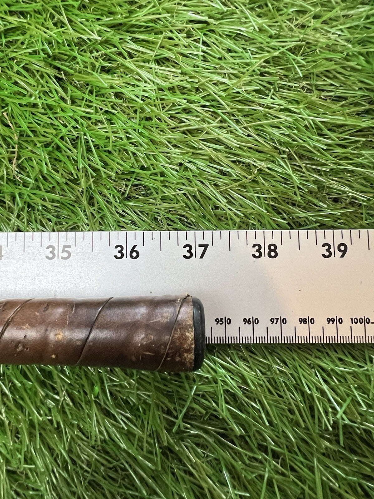 Walter Hagen 5 Iron Champion Compact Blade 205 RH Steel Shaft Leather Grip 37"