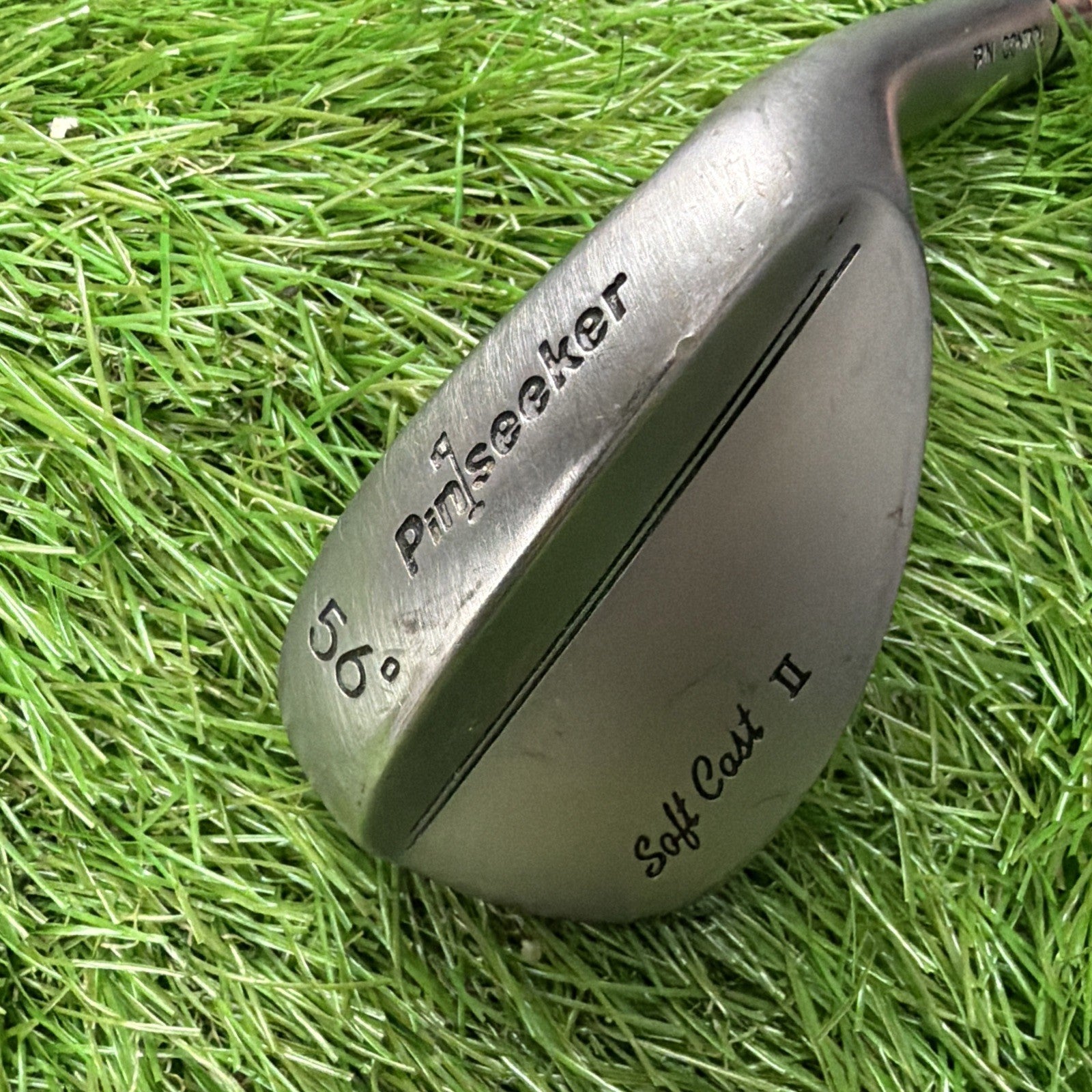 Pin Seeker 56° Wedge Soft Cast II RH Expeditor Lite Flex Shaft 34"