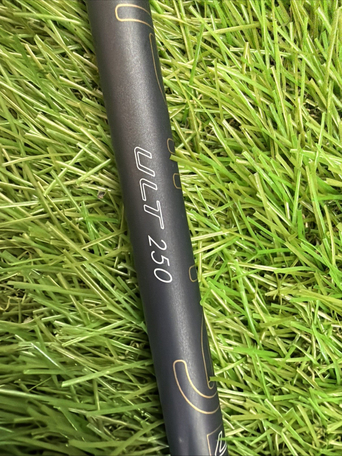 Ping ULT 250 Ladies Graphite Shaft with adapter tip 35.25"
