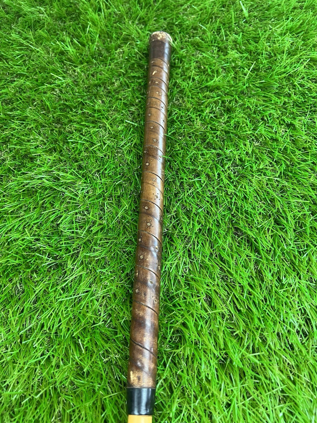 Walter Hagen 5 Iron Champion Compact Blade 205 RH Steel Shaft Leather Grip 37"