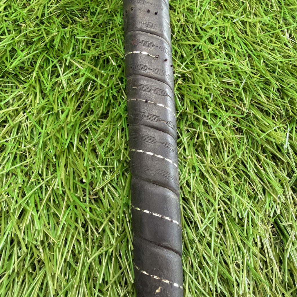 The Wilson 8802 Vintage Putter RH Steel Shaft Leather Wrap Grip 35.5"