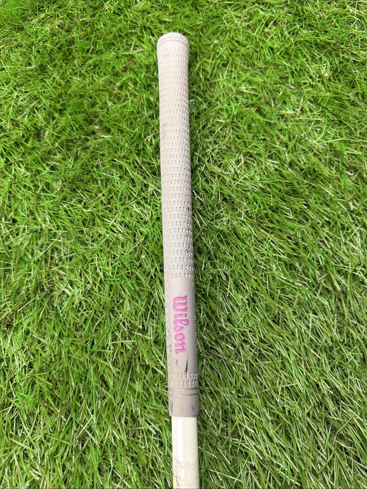 Wilson Hope 8 Iron RH Womens Flex Graphite Shaft 36"