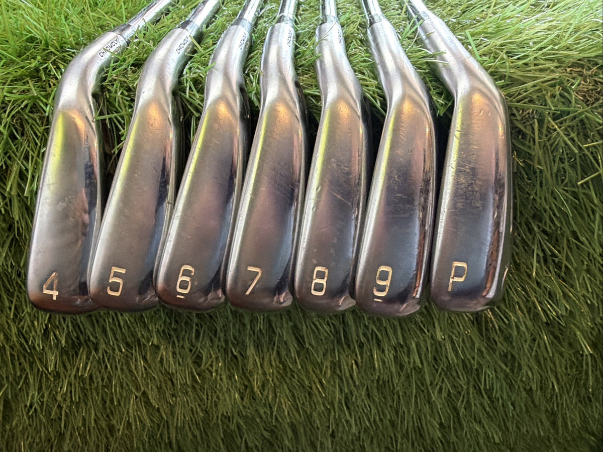 Mizuno JPX 919 Iron Set (4-PW) Hot Metal RH Nippon Tour105 Regular Flex Shafts