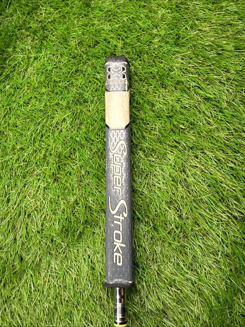 Yes! Sara-12 Putter C-Groove RH Steel Shaft 34"