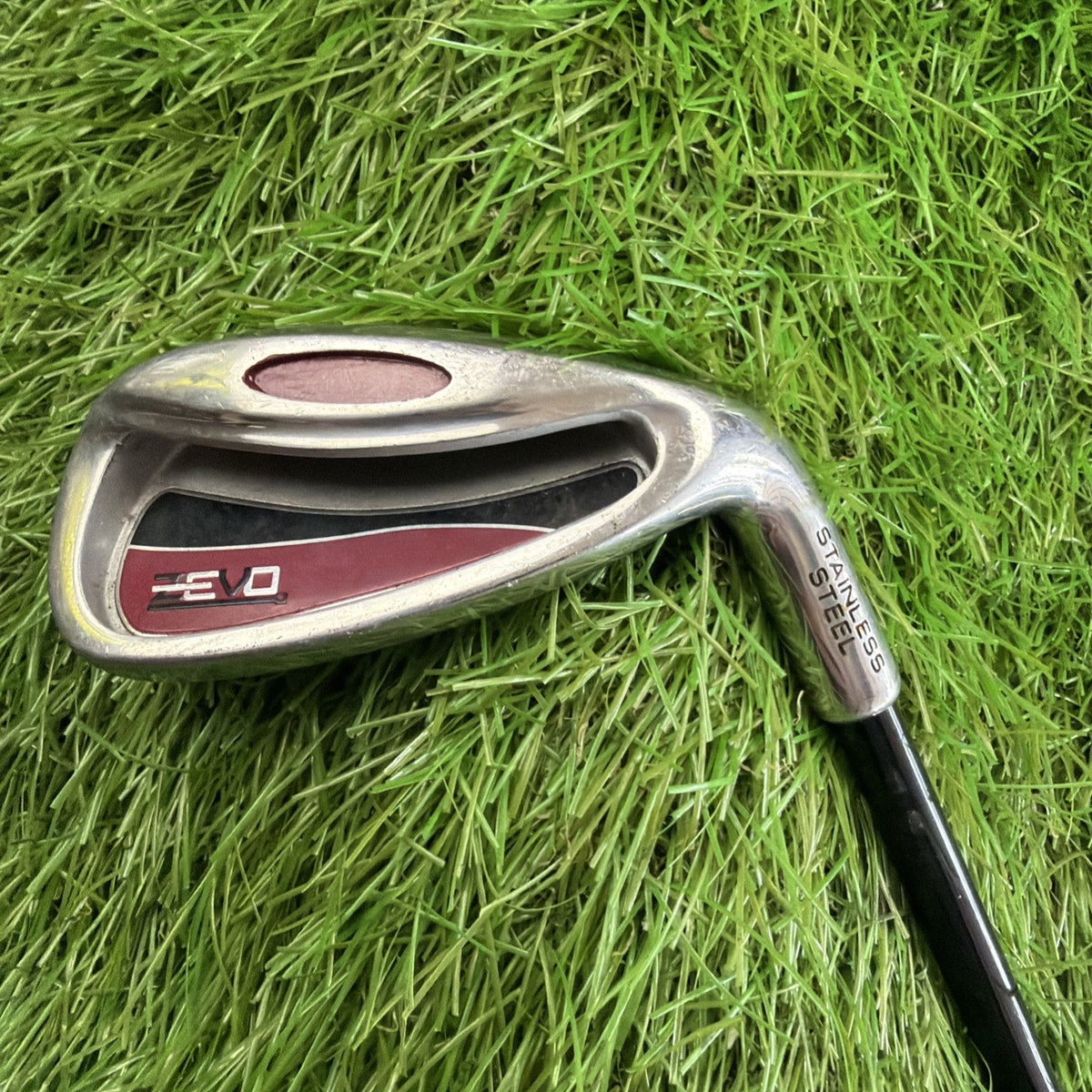 Junior Zevo 9 Iron RH Graphite Shaft 33"