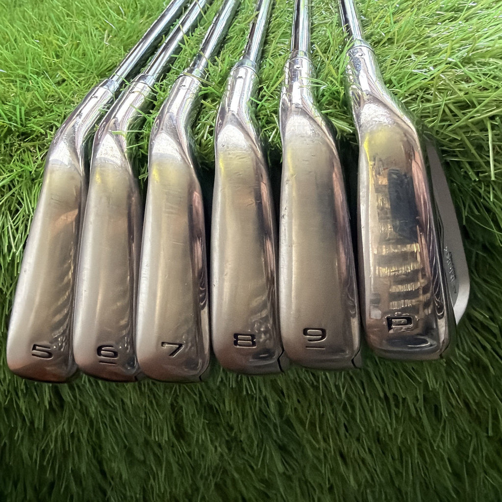 Callaway Paradym AiSmoke Max Fast Iron Set (5-PW) Tensei 40 R2 Senior Flex