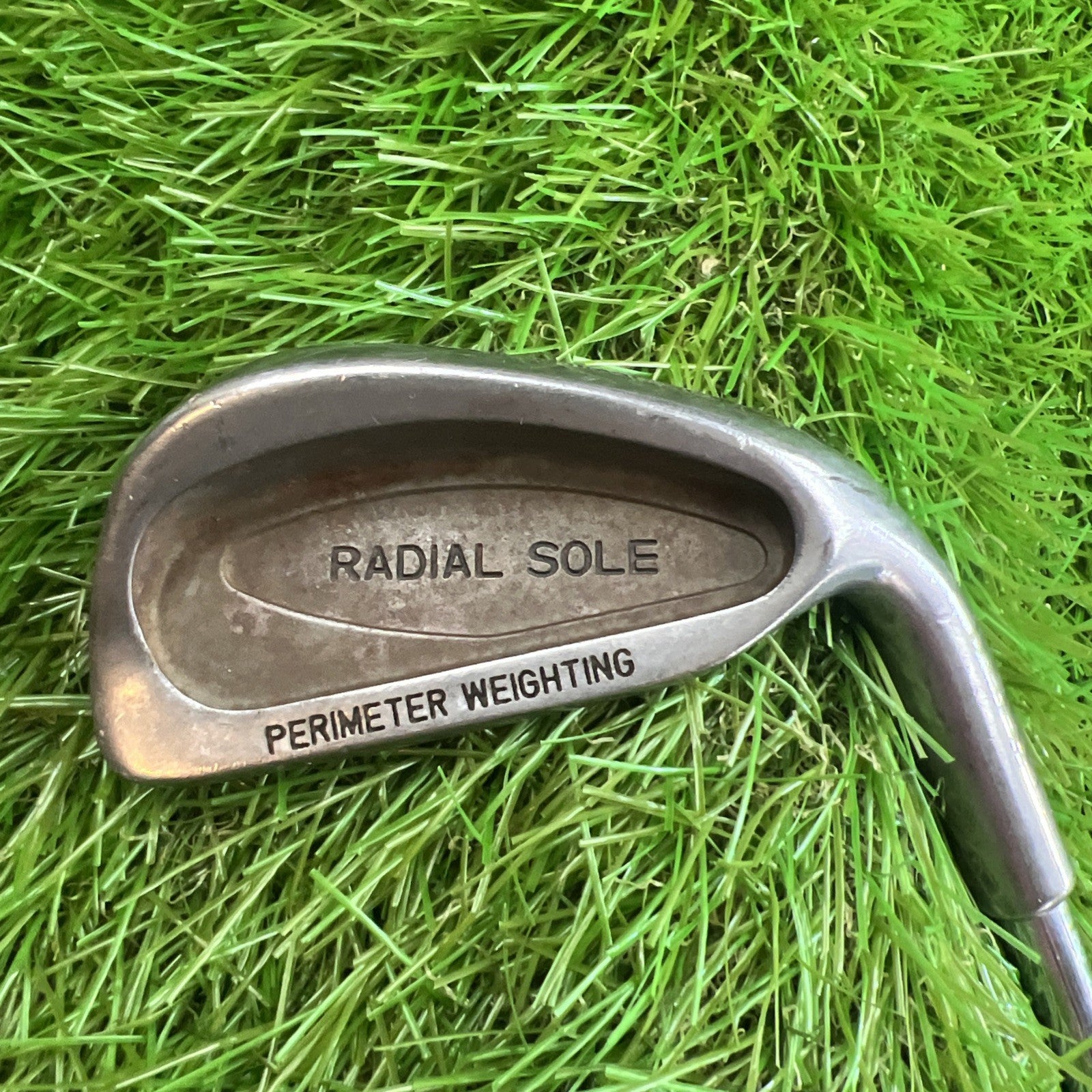 Nomad Radial Sole 4 Iron RH AP 44 Regular Flex Shaft 38"
