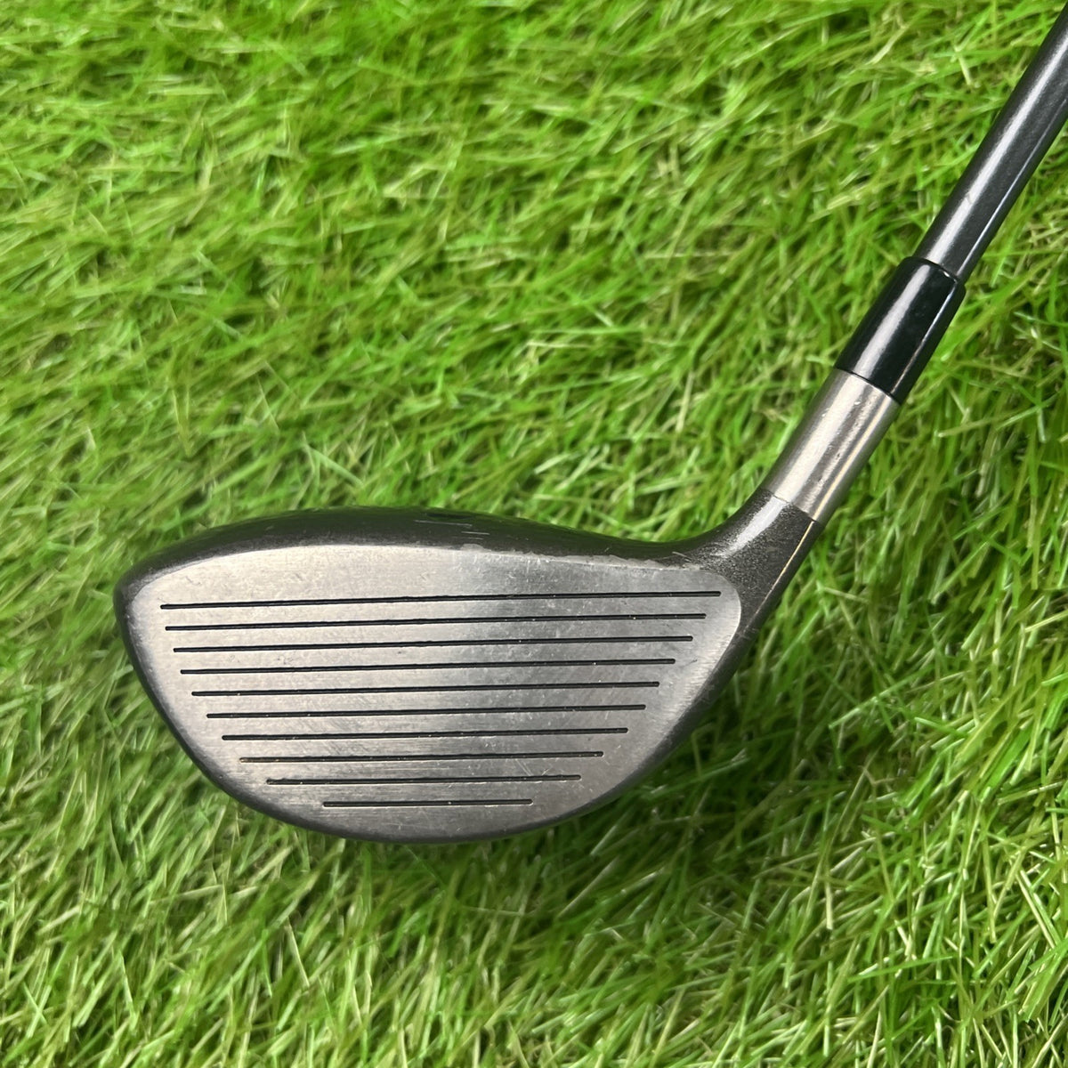 Titleist 976R 9° Pro Titanium Driver RH Stiff Flex Graphite Shaft 44"