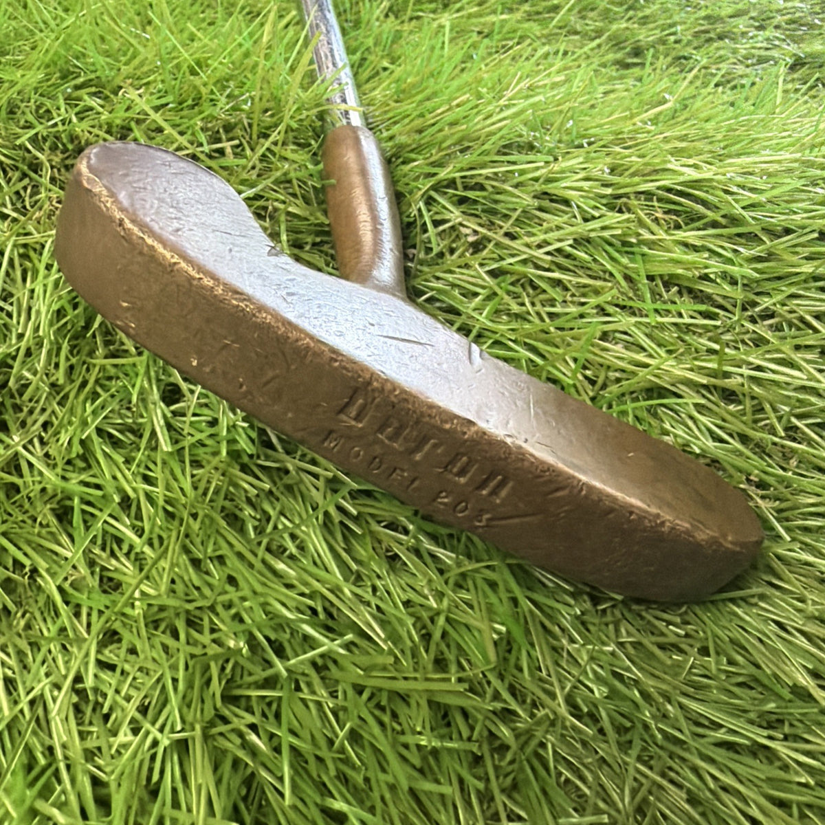 Vintage Baron Model 203 Putter RH Steel Shaft 35"