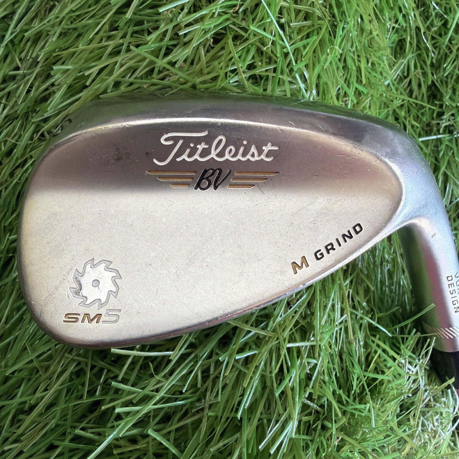 Titleist Vokey SM5 56° Wedge M Grind RH Steel Shaft Wedge Flex 35.5"