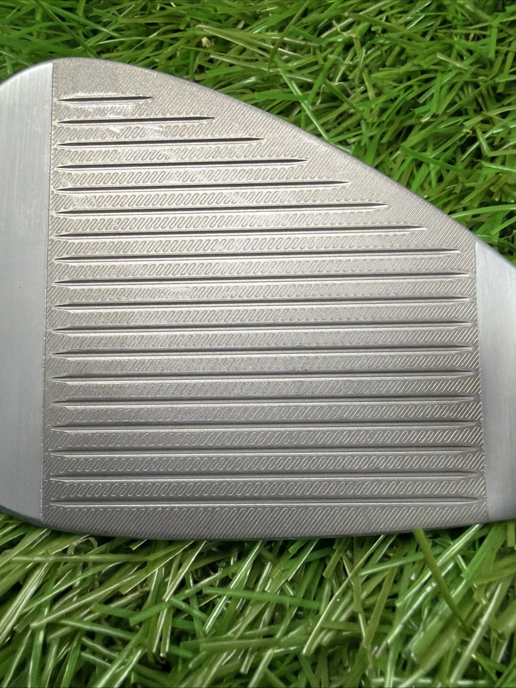 TaylorMade MG5 58° Wedge RH Dynamic Gold 115 Tour Issue Wedge Flex 35"