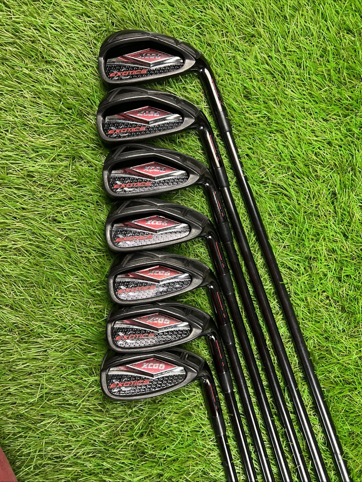 Exotics XCG6 Iron Set (3-PW NO 7 Iron) RH Matrix Ozik 5.1 Regular Flex Shafts