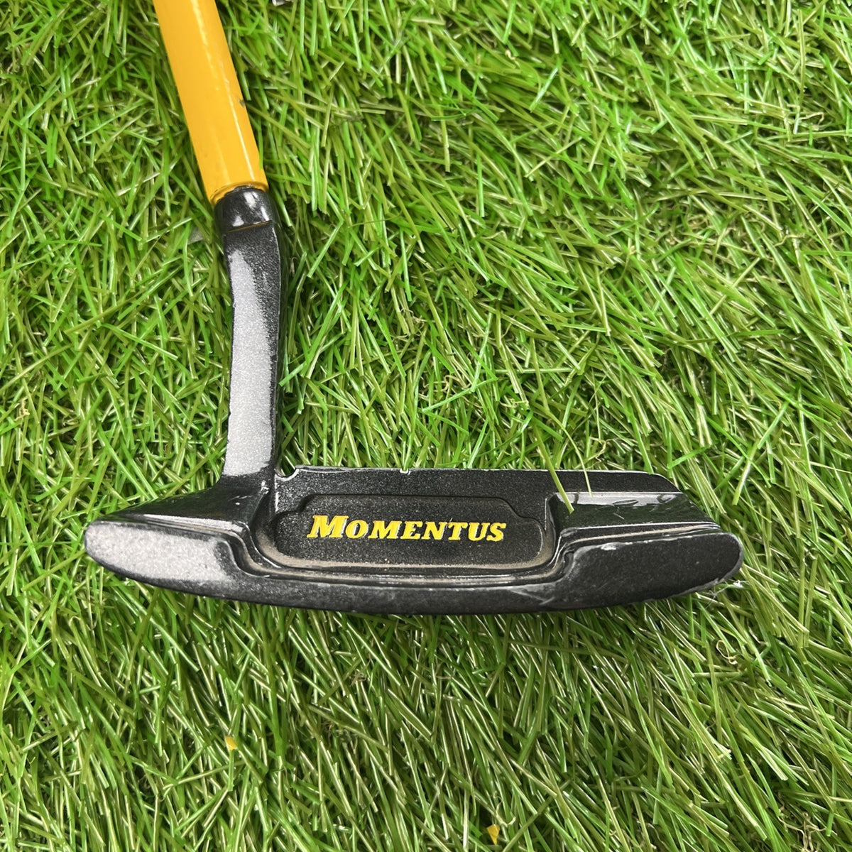 Momentus Weighted Putter 42 oz RH 33.5"