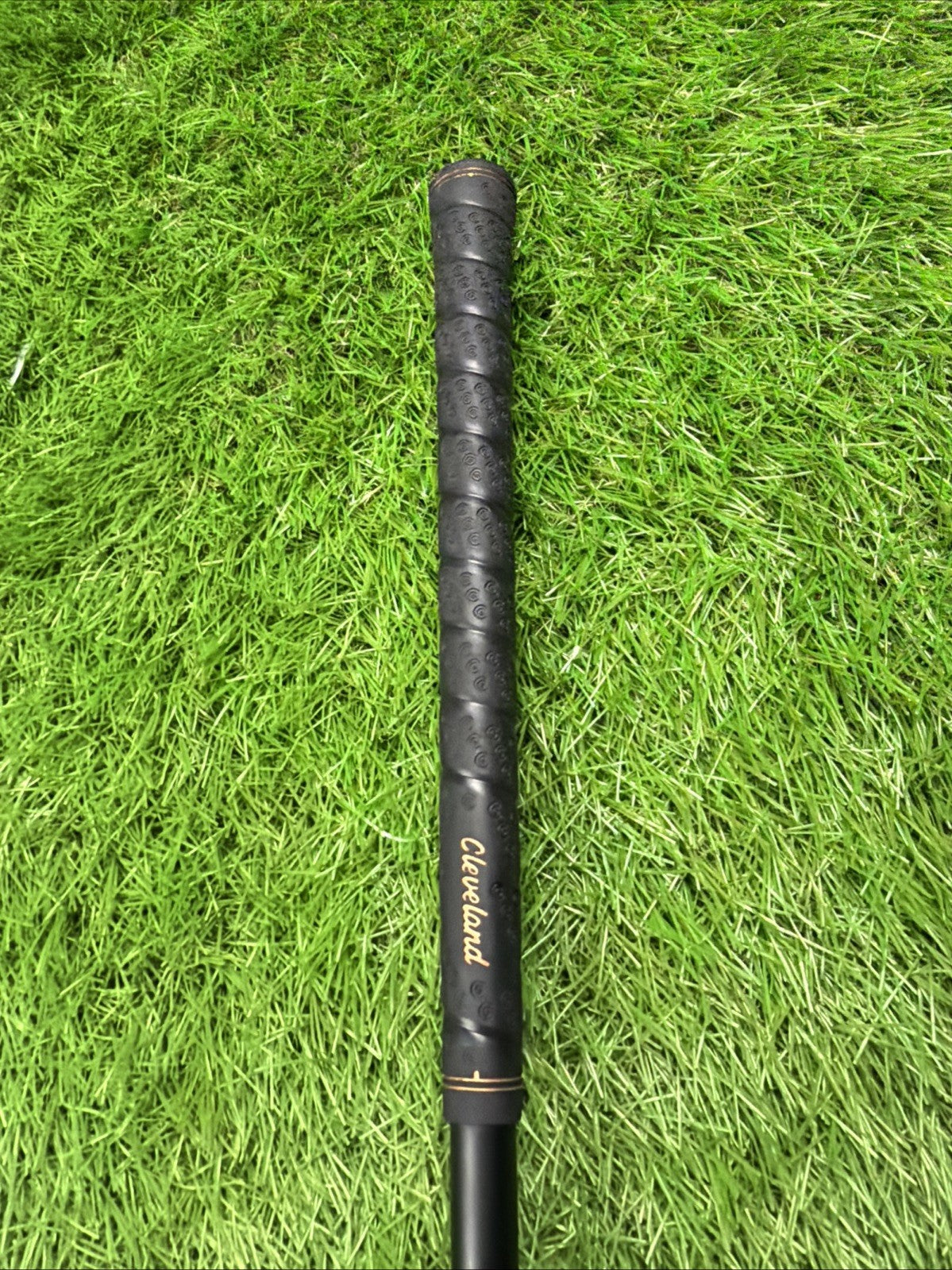 Cleveland Quad Pro 8 Iron RH Regular Flex Graphite Shaft 37"