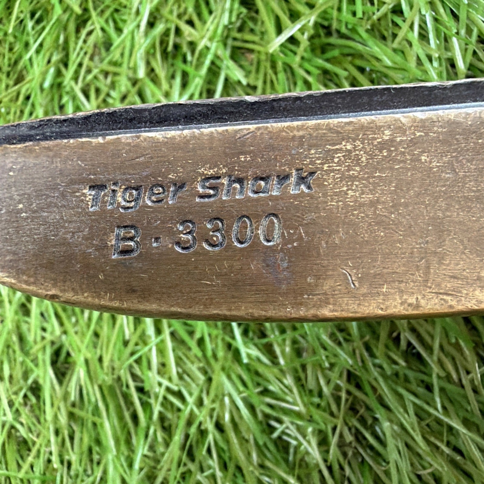 Great White Putter Tiger Shark B 3300 RH Steel Shaft 35"