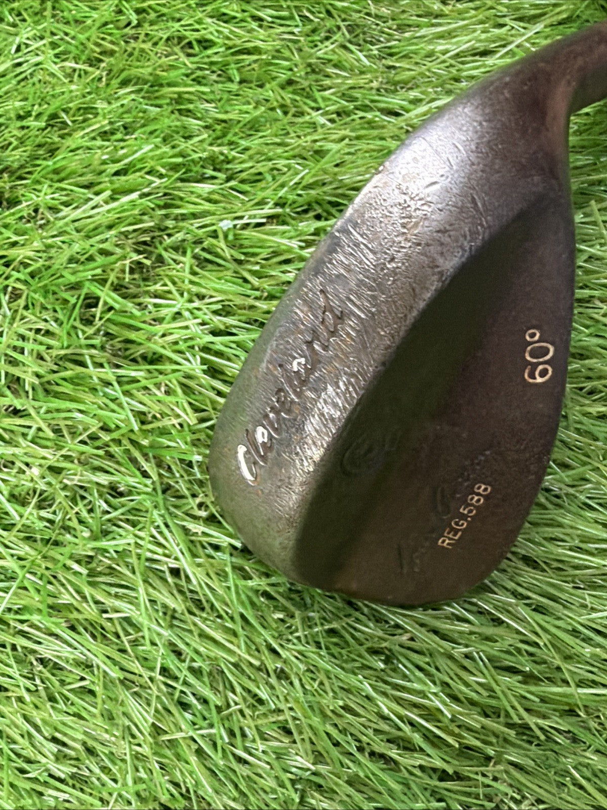 Cleveland Tour Action REG.588 60° Wedge raw RH True Temper Steel Shaft 35"