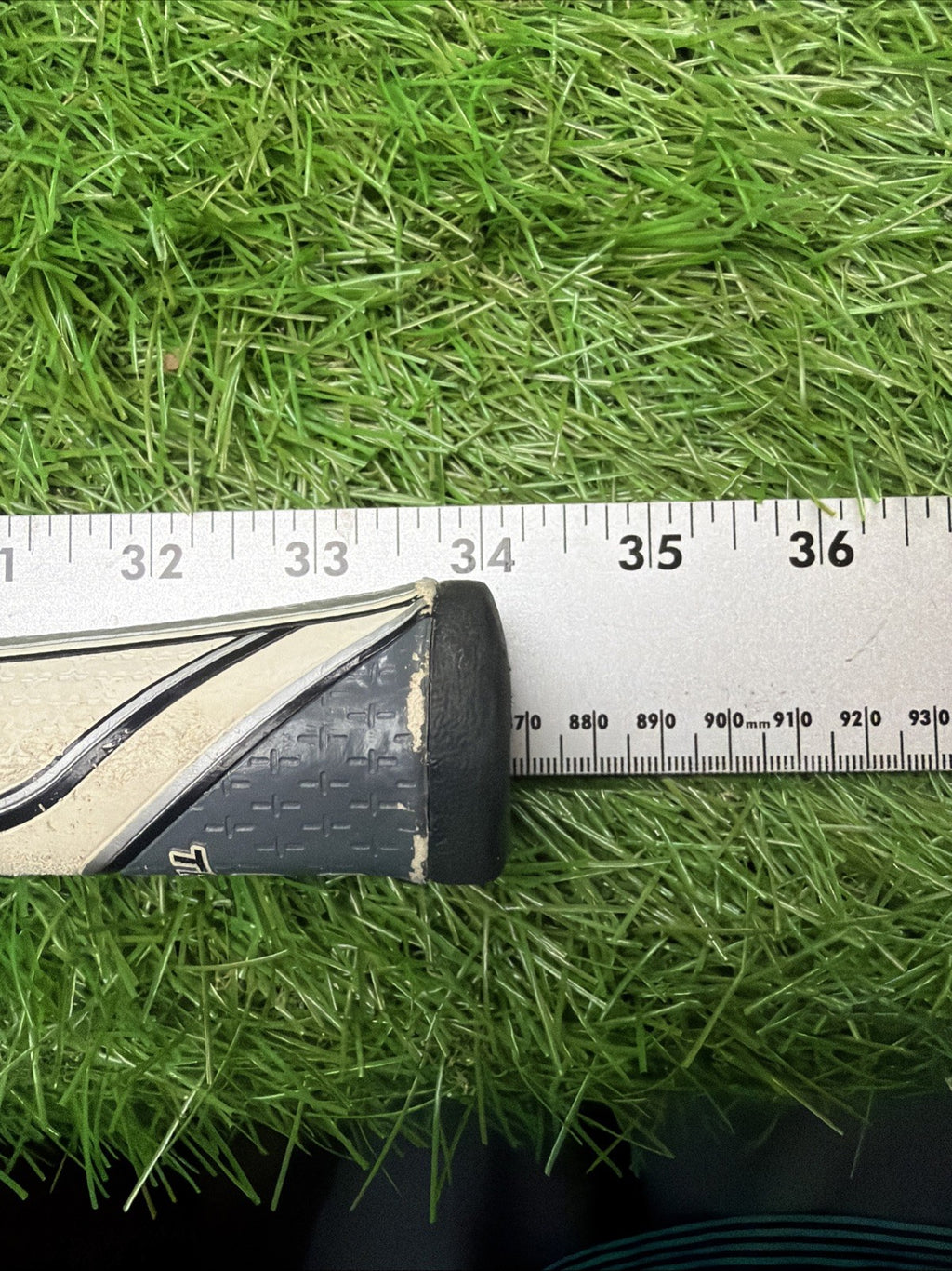 Yes! Sara-12 Putter C-Groove RH Steel Shaft 34"