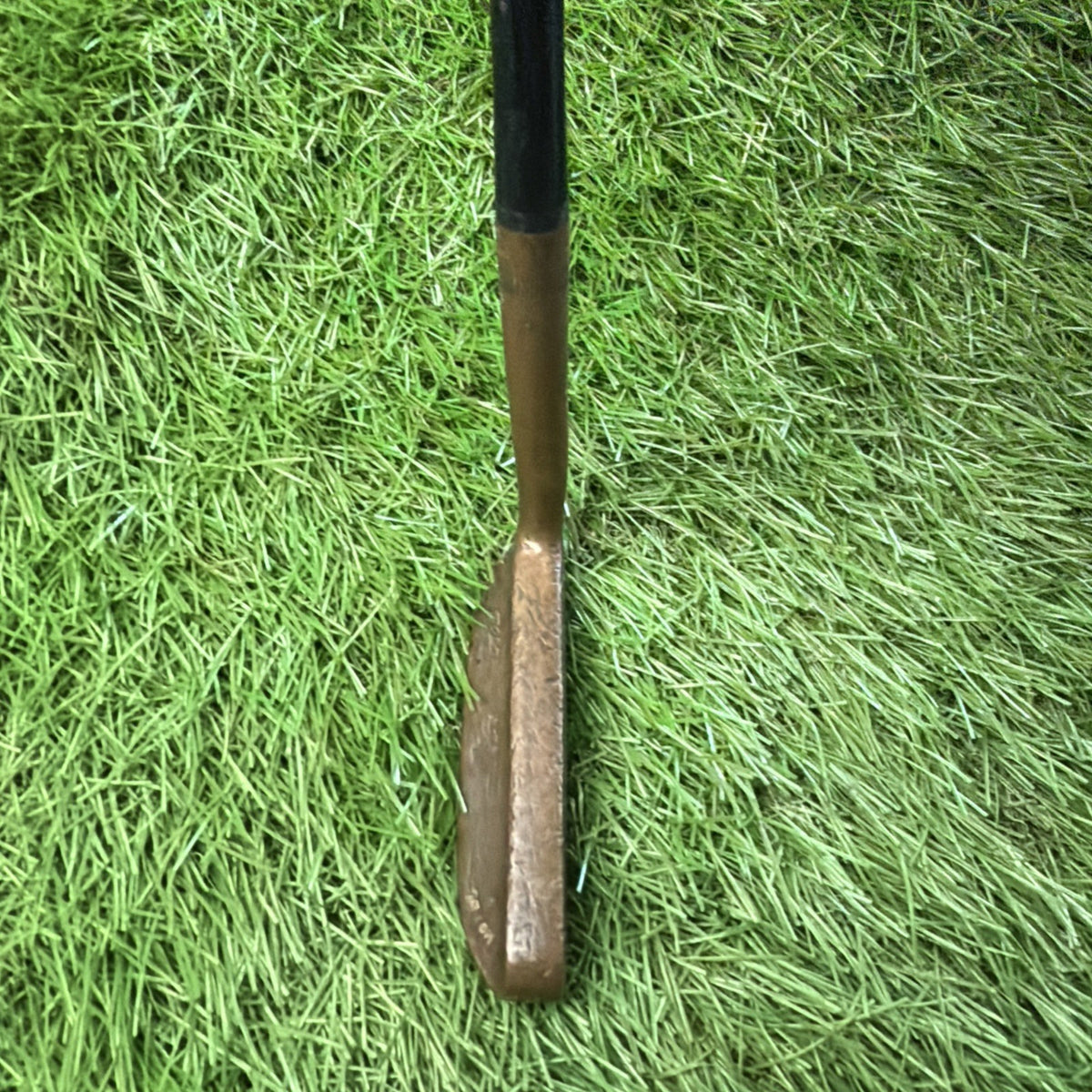 Vintage Louisville Grand Slam Model B Putter RH Leather Grip 34.5"