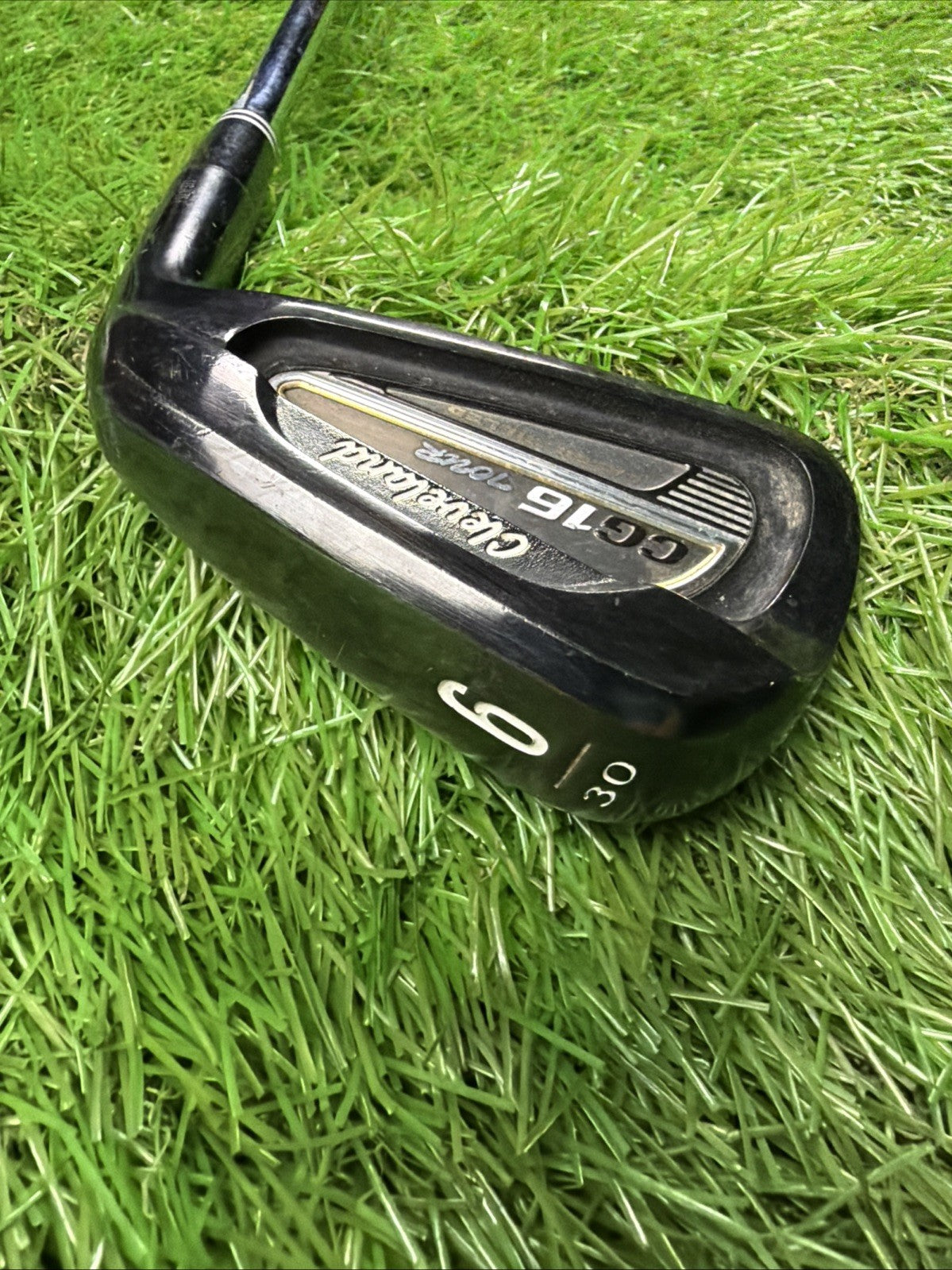 Cleveland CG16 Tour 6 Iron 30° RH True Temper Steel Shaft 37.5"