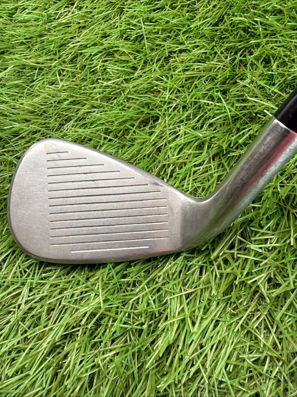 Cobra F Max Pitching Wedge RH Ultra Lite 50g Regular Flex Graphite Shaft 35.75"