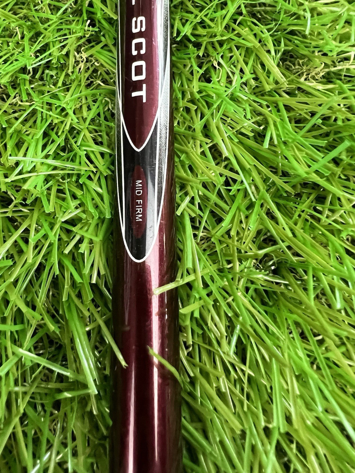 Tommy Armour Royal Scot 9 Iron Under Cut RH Mid Firm Flex Graphite Shaft 35.5"