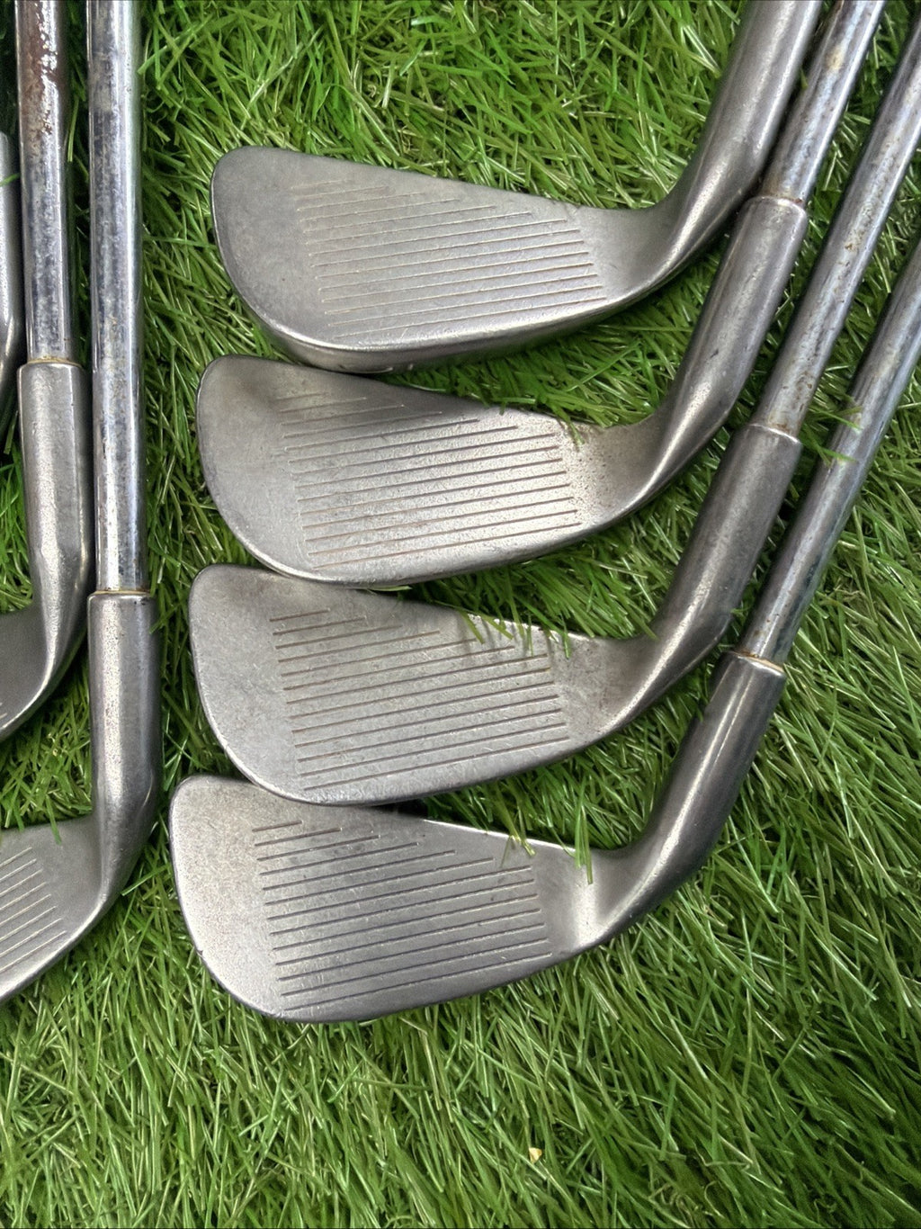 Ping Eye "Cat Eye" Iron Set (2-PW) Black Dot RH ZZ Lite Siff Flex Shafts