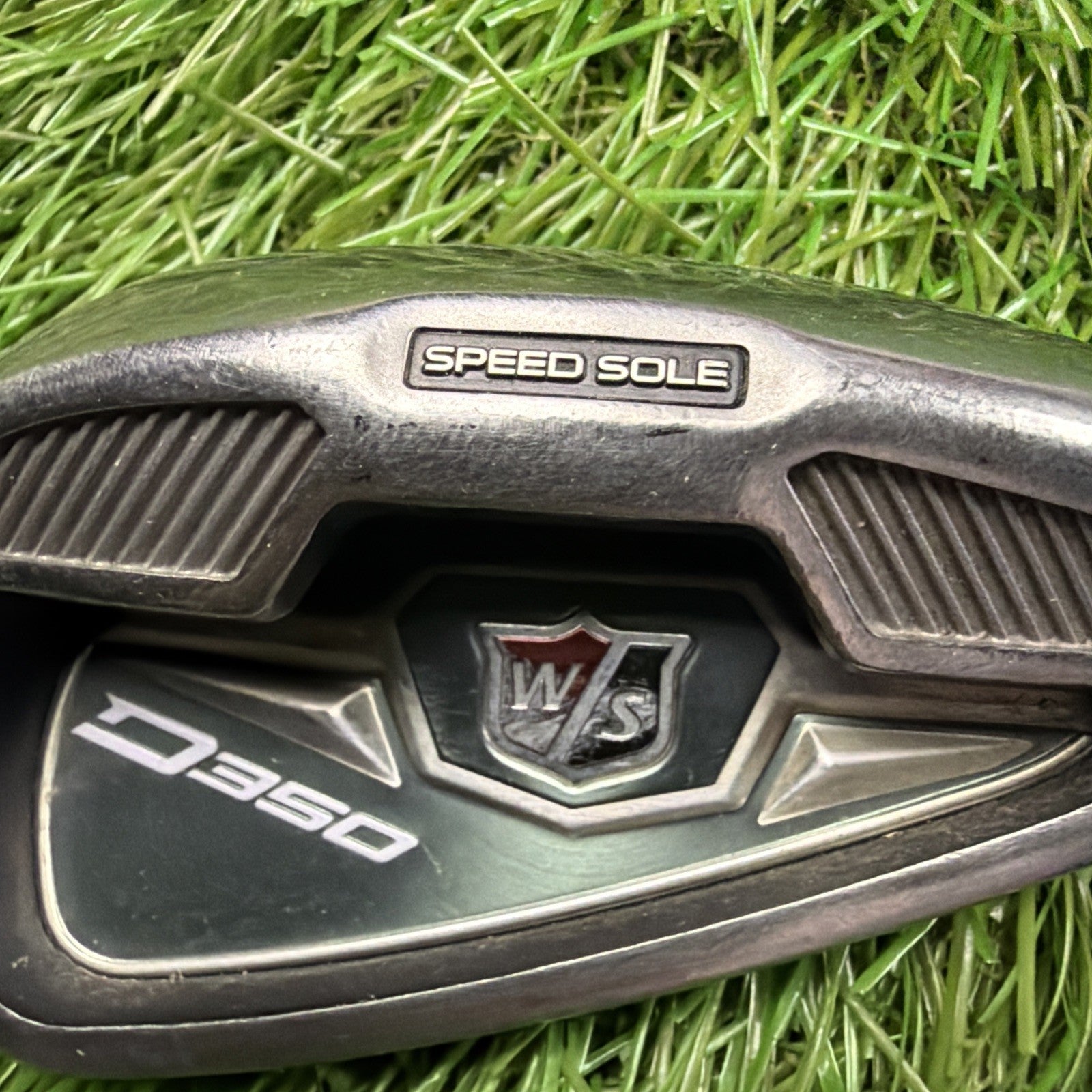 Wilson D350 7 Iron Speed Sole RH Elements Chrome 59FR Regular Flex Shaft 37"