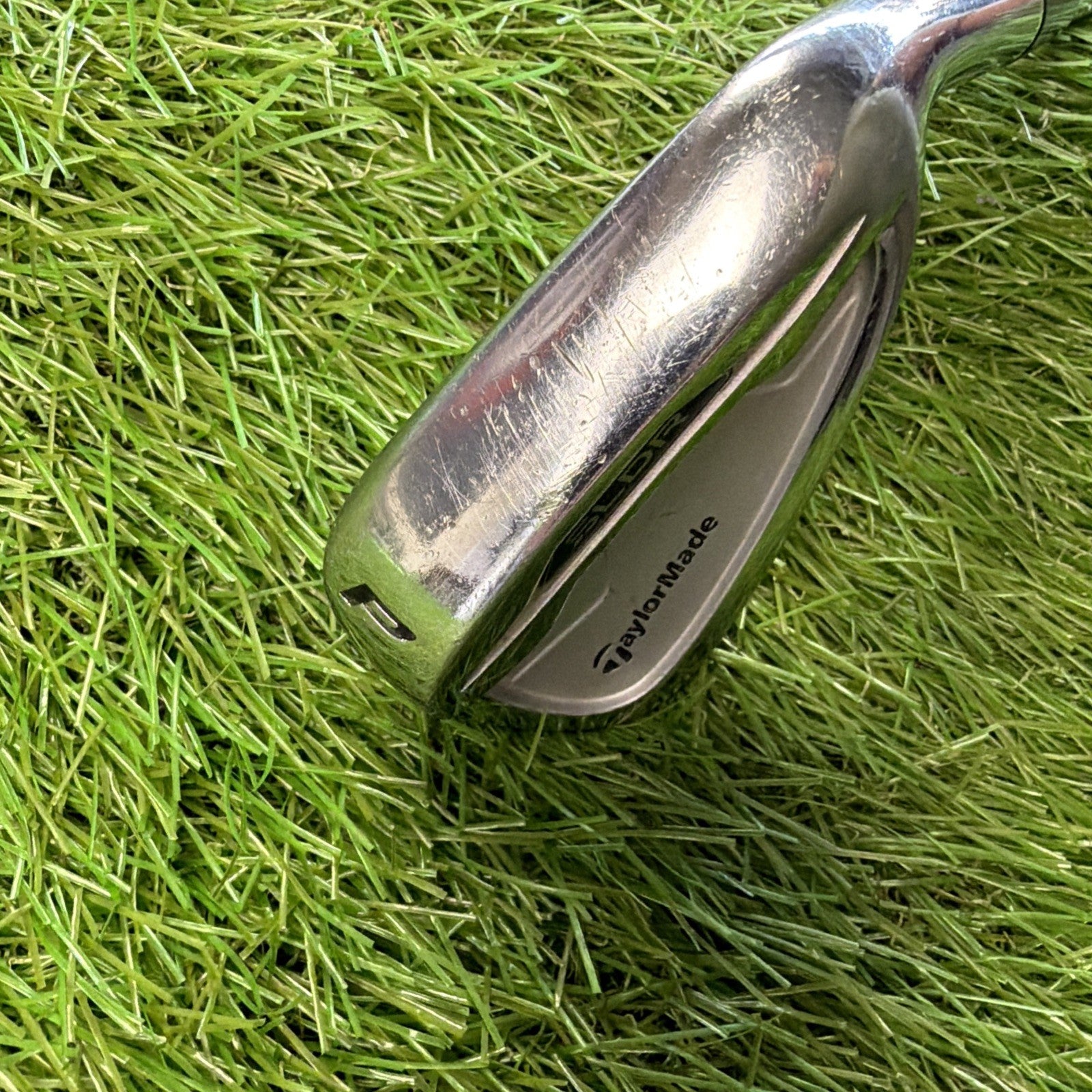 TaylorMade SLDR Pitching Wedge RH KBS Tour C-Taper 90 Stiff Flex 36"