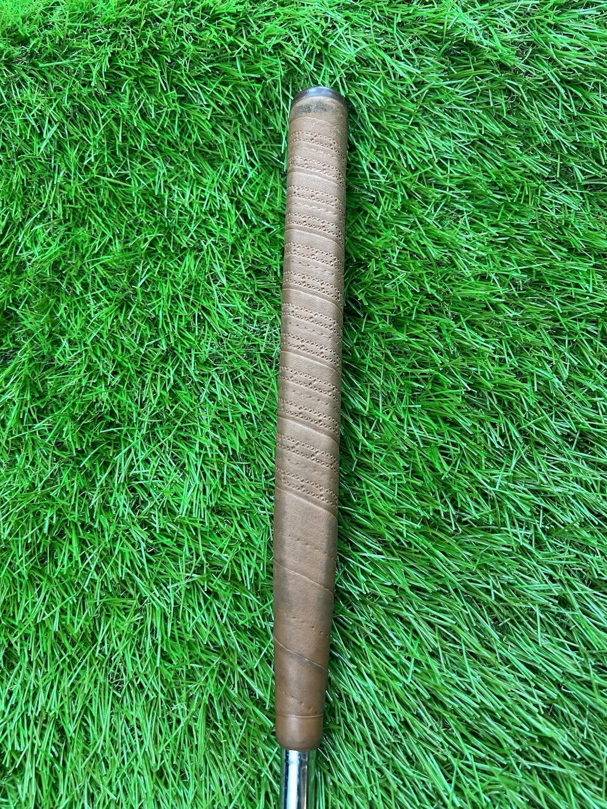 Vintage Northwestern Westchester 93 Mallet Putter RH Leather Grip 35"
