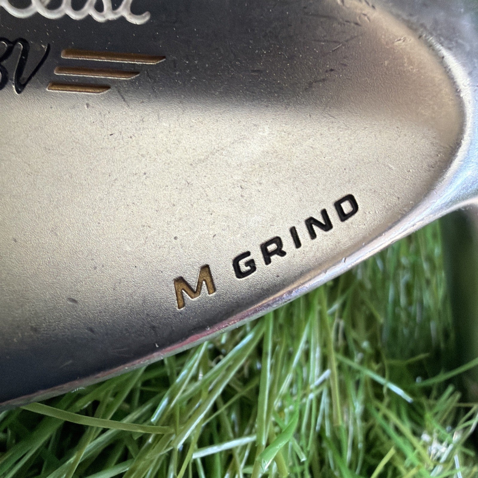 Titleist Vokey SM5 56° Wedge M Grind RH Steel Shaft Wedge Flex 35.5"