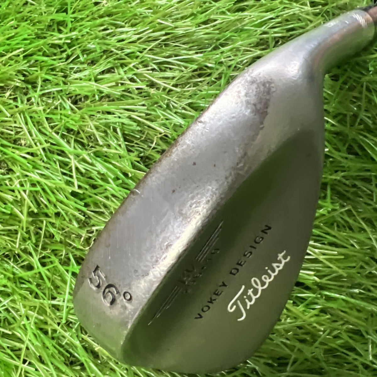 Titleist Vokey 56° Sand Wedge RH 252-10 Steel Shaft 35"