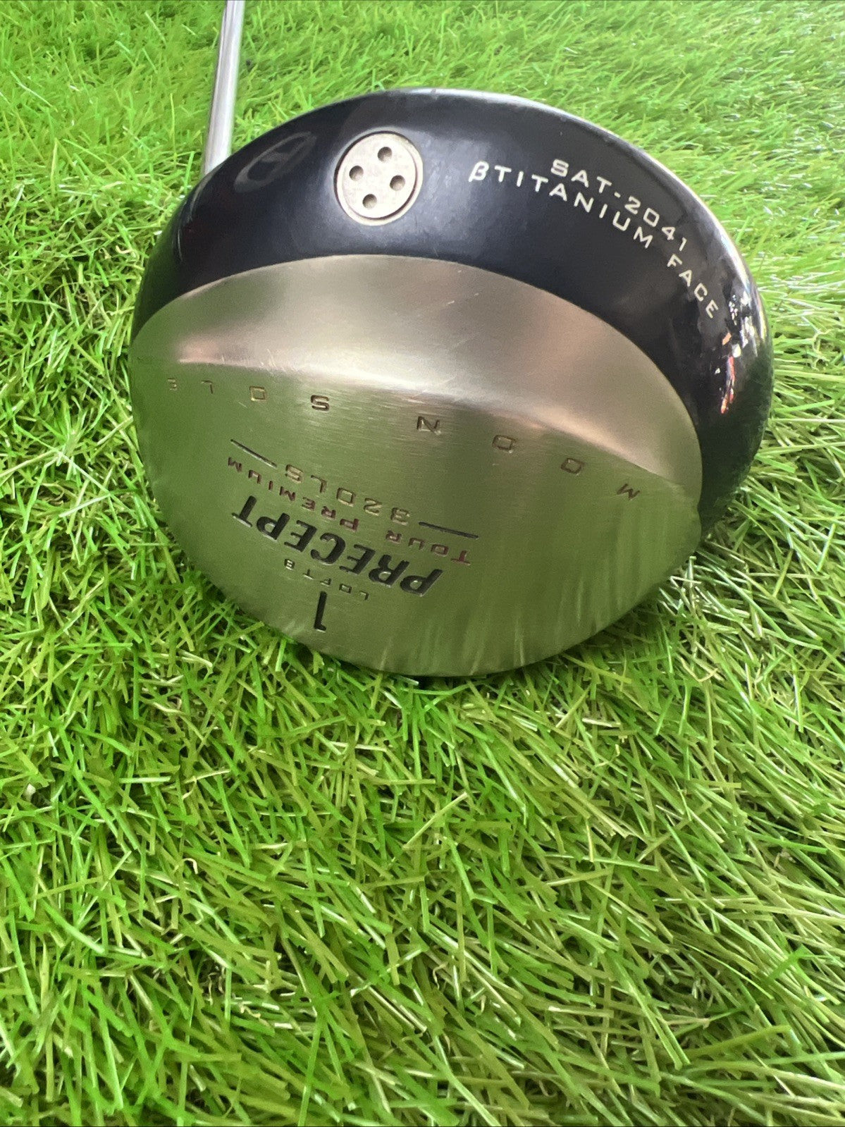Precept 320LS Driver Tour Premium Moon Sole RH Regular Flex Graphite Shaft 45.5