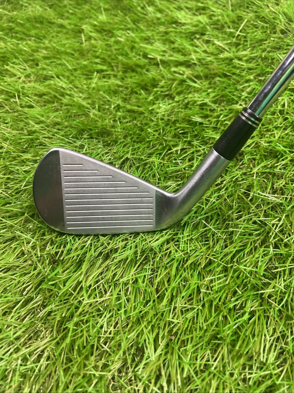 Srixon Z 565 Forged 4 Iron RH N.S. Pro 980 GH D.S.T. Regular Flex Shaft 39"