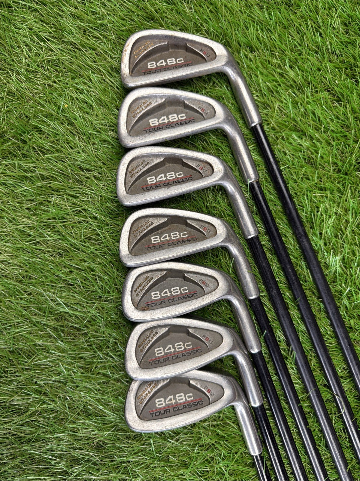 Tour Classic 848c Iron Set 4-PW RH True Ace Graphite Shafts
