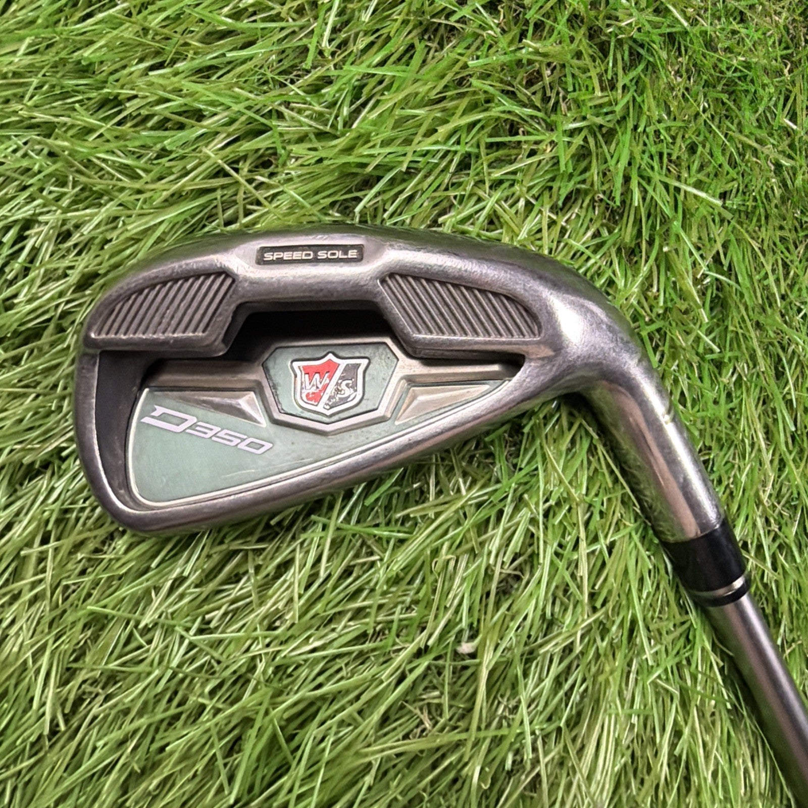 Wilson Staff D350 8 Iron RH Elements 59FR Regular Flex Shaft 36.75"