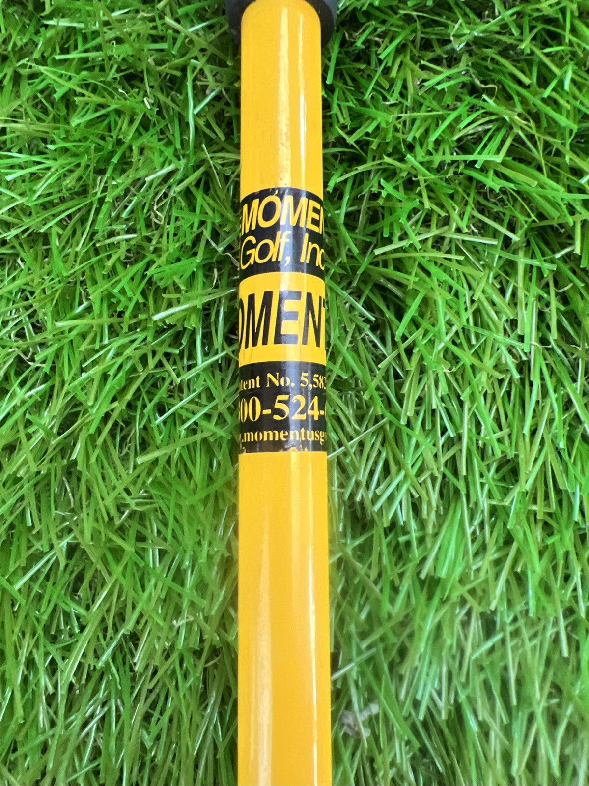 Momentus Golf 2.5 lb RH Weighted Training Putter 33.5"