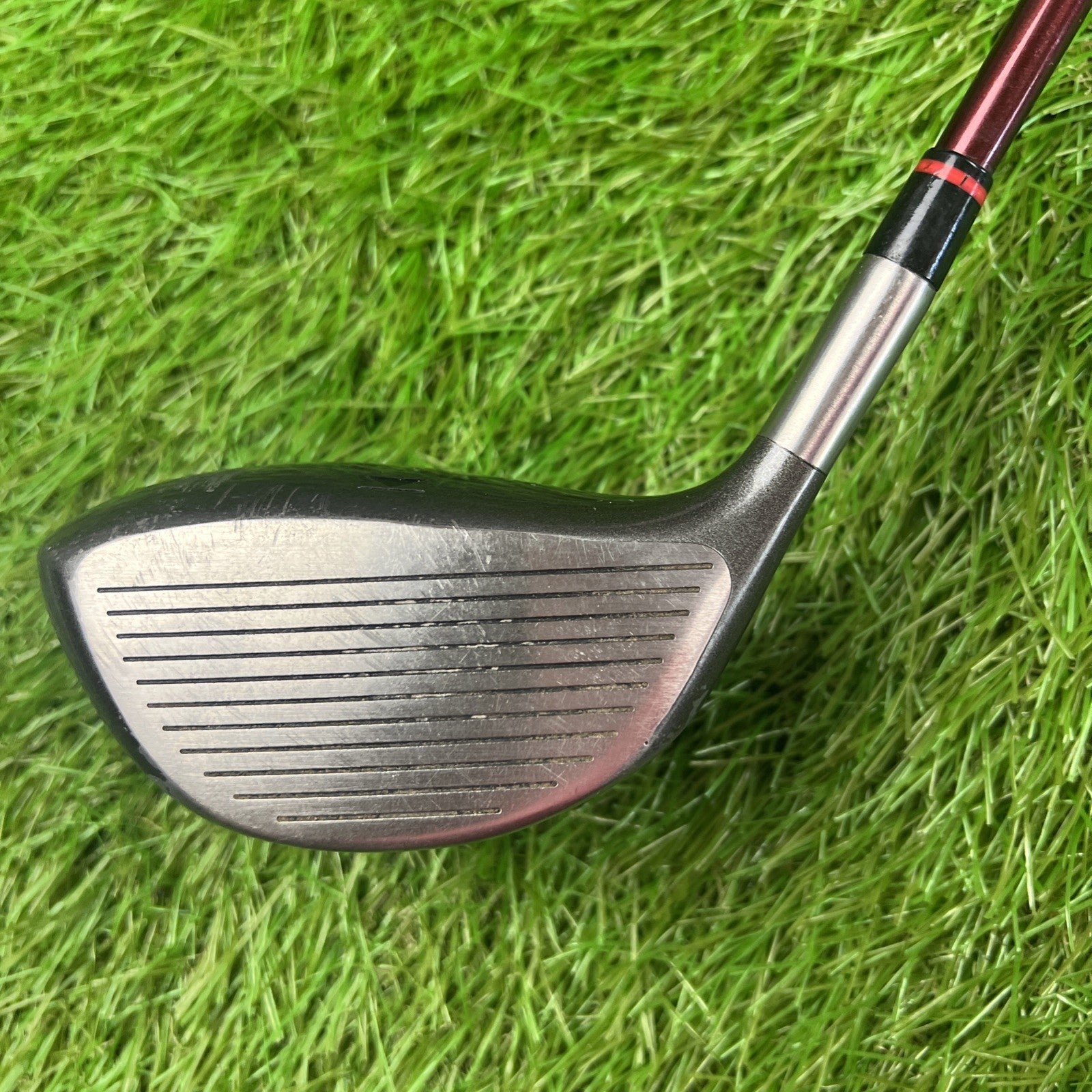 Titleist 975D 9.5° Driver RH Grafalloy ProLite Stiff Flex Shaft 44.5"