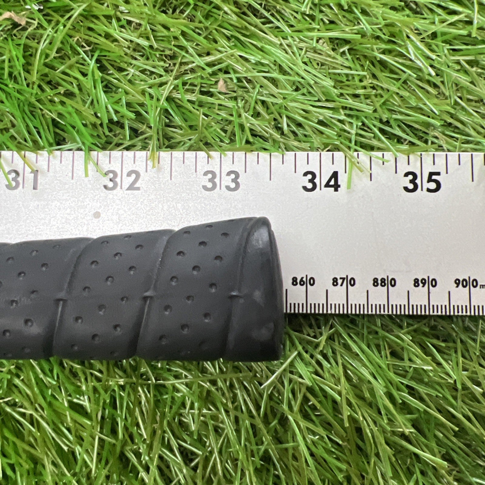 Momentus Weighted Putter 42 oz RH 33.5"