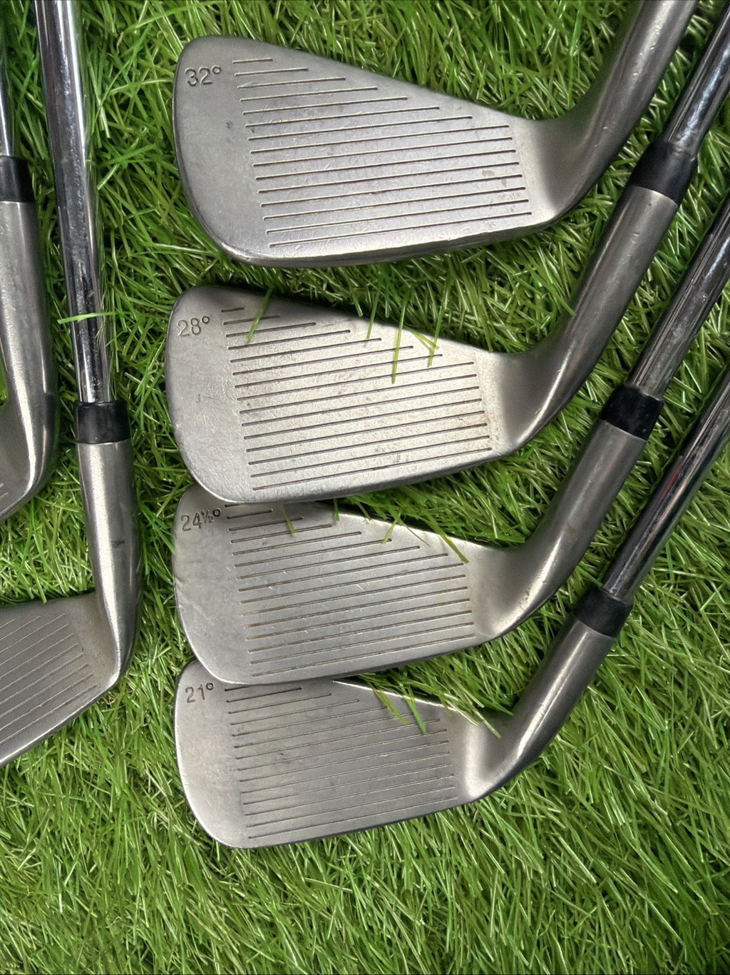 Tommy Armour 855s Silver Scot Iron Set (3-9) RH Tour Step II Regular Flex Shafts