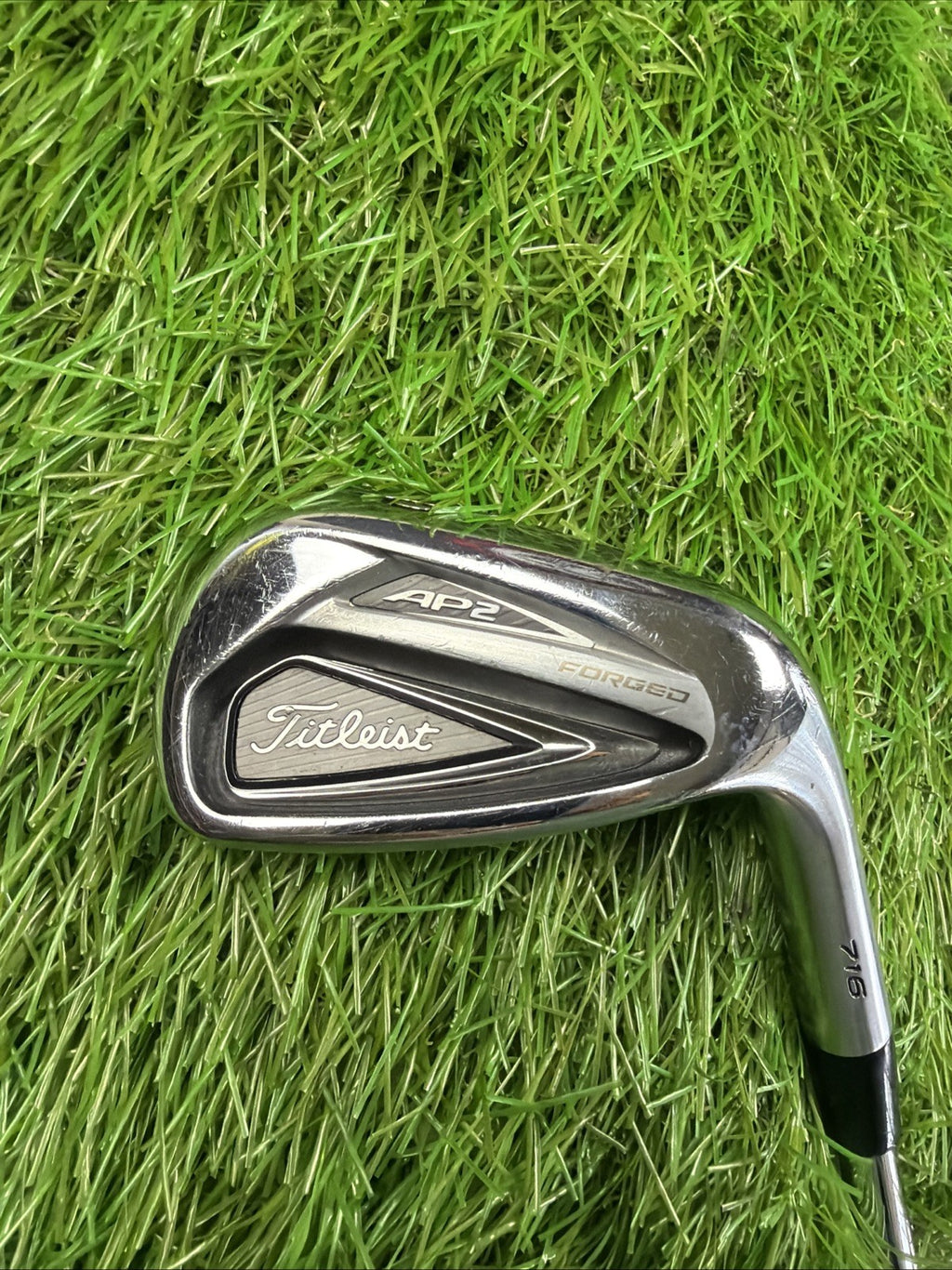 Titleist AP2 716 Forged Pitching Wedge RH Dynamic Gold S300 Stiff Flex 35.75"