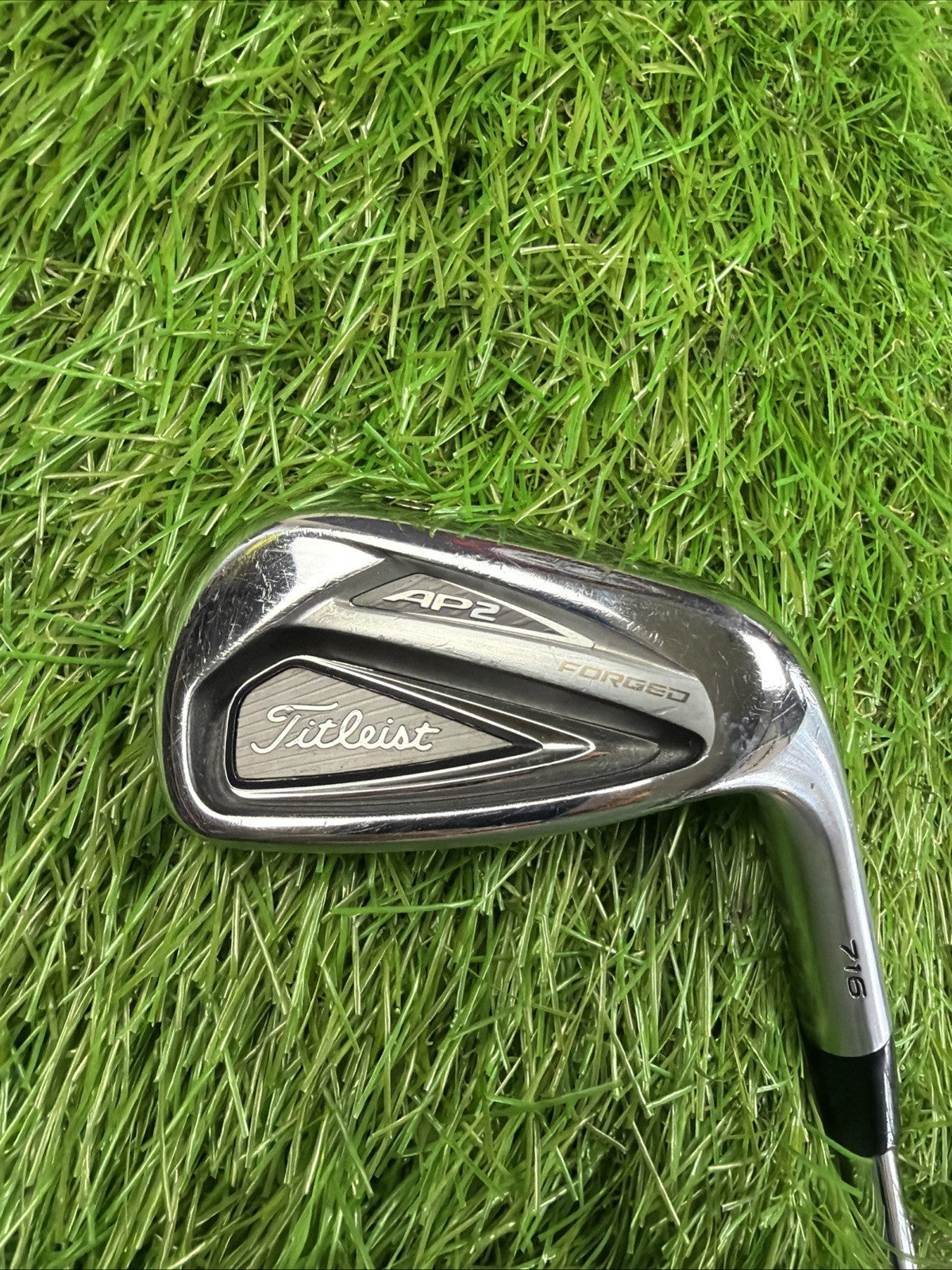 Titleist AP2 716 Forged Pitching Wedge RH Dynamic Gold S300 Stiff Flex 35.75"