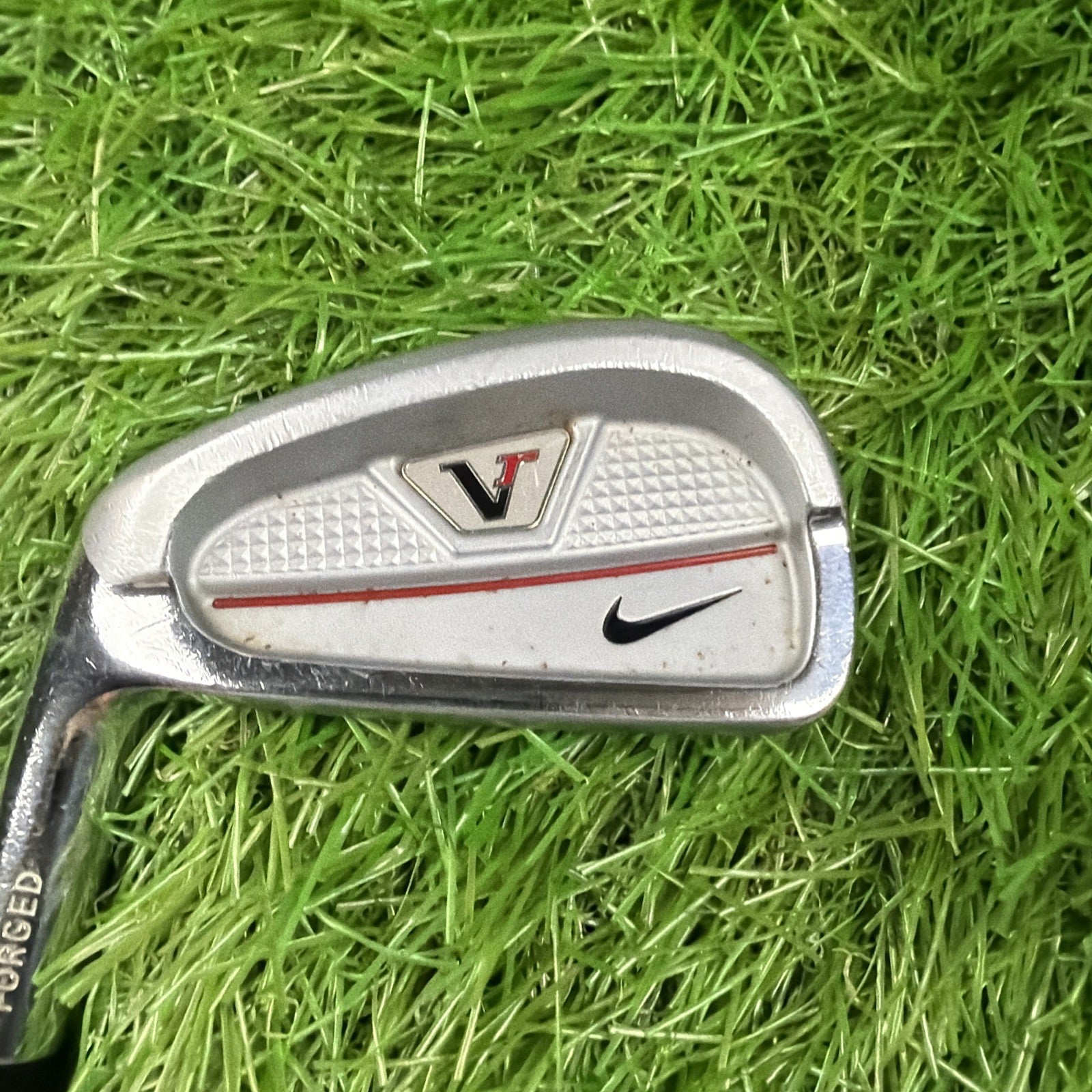 Nike VR 5 Iron Forged LH Dynamic Gold R300 Regular Flex Shaft 38" Original Grip