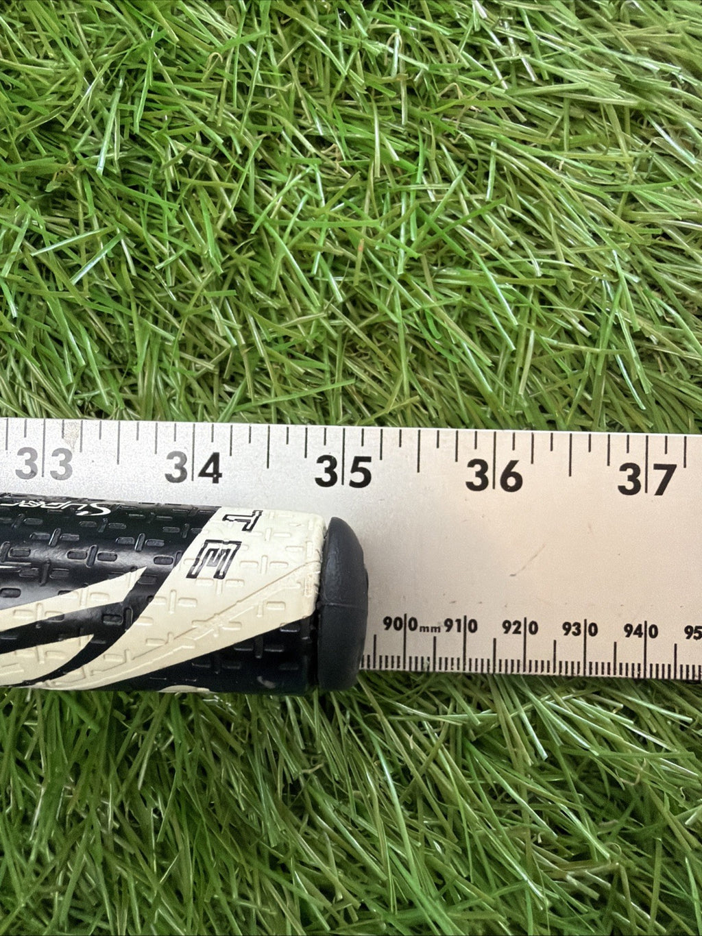 Odyssey White Ice 9 Putter RH Steel Shaft SuperStroke Mid Slim 2.0 Grip 35"