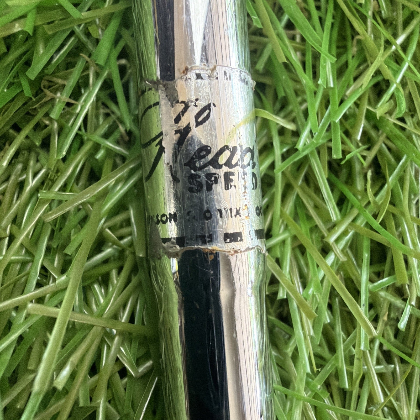 The Wilson 8802 Vintage Putter RH Steel Shaft Leather Wrap Grip 35.5"